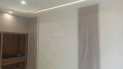 Bedroom Image of 1350 Sq.ft 3 BHK Builder Floor for sale in Pitampura New Delhi for Rs. 36000000
