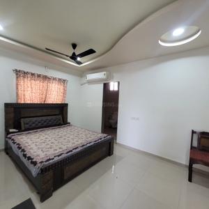 Bedroom Image of 2000 Sq.ft 4 BHK Apartment / Flat for rent in Earth Ambrosia, Vemali Vadodara for Rs. 45000