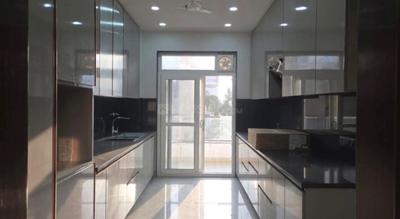 Kitchen Image of 2500 Sq.ft 3 BHK Apartment / Flat for rent in Prateek Stylome, Sector 45 Noida for Rs. 85000