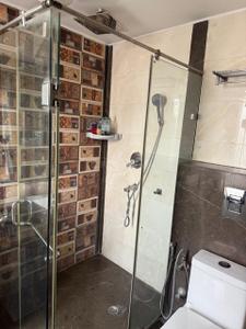 Bathroom Image of 2700 Sq.ft 4 BHK Builder Floor for sale in Sukhdev Vihar New Delhi for Rs. 69000000
