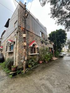 Image of 1300 Sq.ft 5 BHK Independent House for sale in Laxman Chowk, Dehradun for Rs. 15000000