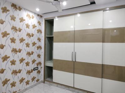 Bedroom Image of 538 Sq.ft 2 BHK Builder Floor for sale in Mahavir Enclave New Delhi for Rs. 5000000