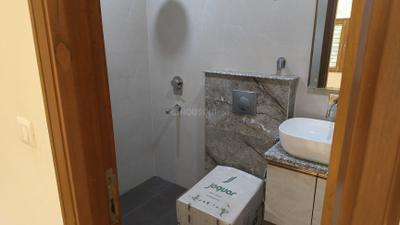 Image of 1550 Sq.ft 3 BHK Builder Floor for sale in Paschim Vihar, New Delhi for Rs. 27500000
