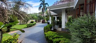 Image of 5000 Sq.ft 5 BHK Independent House for sale in Kakkanad, Kochi for Rs. 69000000
