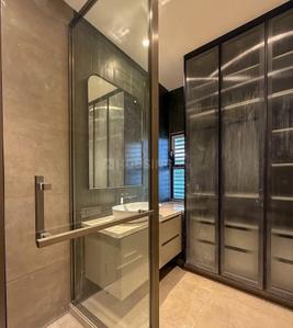 Image of 4558 Sq.ft 4 BHK Builder Floor for sale in Model Town, New Delhi for Rs. 80000000