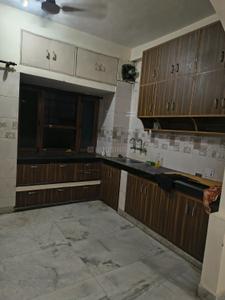 Kitchen Image of 2000 Sq.ft 3 BHK Builder Floor for rent in Sector 41 Noida for Rs. 42000