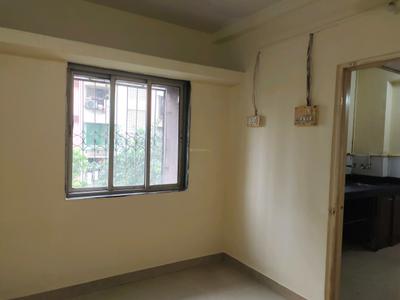 Bedroom Image of 410 Sq.ft 1 BHK Apartment / Flat for sale in Kandivali West Mumbai for Rs. 6800000