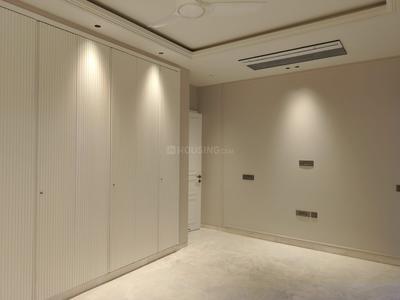 Bedroom Image of 2124 Sq.ft 3 BHK Builder Floor for sale in Sarvapriya Vihar New Delhi for Rs. 75000000
