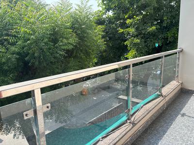 Balcony Image of 2000 Sq.ft 3 BHK Builder Floor for rent in Sector 17 Faridabad for Rs. 28000