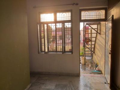 Bedroom Image of 980 Sq.ft 2 BHK Builder Floor for rent in Shanti Vihar Bareilly for Rs. 7500