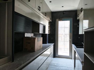 Kitchen Image of 2500 Sq.ft 4 BHK Builder Floor for sale in Vipul World, Sector 48 Gurgaon for Rs. 35000000