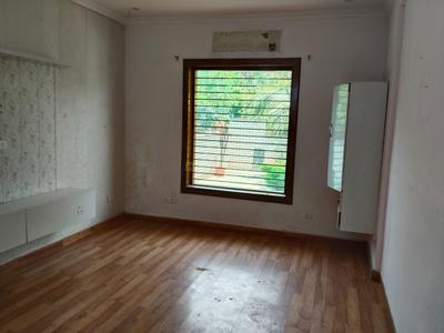 Bedroom Image of 4500 Sq.ft 7 BHK Independent House for sale in Sector 17 Faridabad for Rs. 120000000