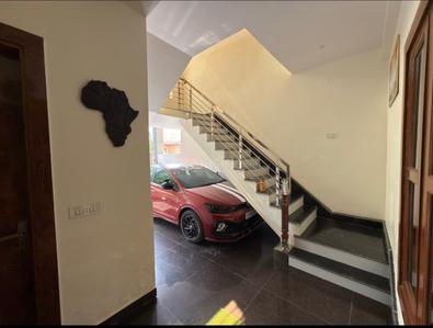 Image of 2000 Sq.ft 2 BHK Villa for rent in Dayal Bagh, Agra for Rs. 15000