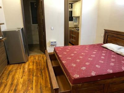 Bedroom Image of 1250 Sq.ft 1 RK Independent House for rent in Sector 43 Gurgaon for Rs. 25000