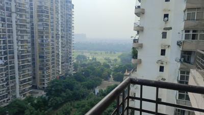 Image of 1320 Sq.ft 2.5 BHK Apartment / Flat for sale in Supertech Livingston, Crossings Republik, Ghaziabad for Rs. 9500000