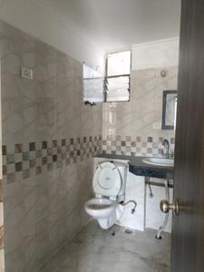 Common Bathroom Image of 1563 Sq.ft 3 BHK Apartment / Flat for sale in Amrapali Pan Oasis, Sector 70 Noida for Rs. 17470500