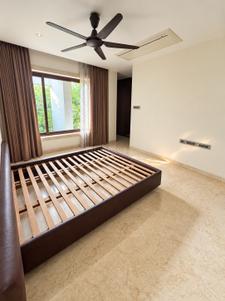 Bedroom Image of 6000 Sq.ft 5 BHK Independent House for rent in Raja Annamalai Puram Chennai for Rs. 500000