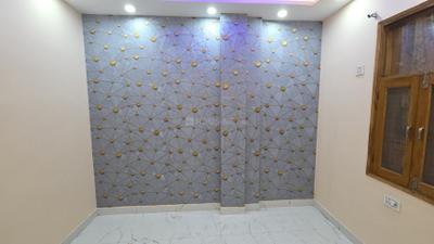 Bedroom Image of 558 Sq.ft 2 BHK Builder Floor for sale in Laxmi Nagar New Delhi for Rs. 5200000