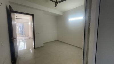 Bedroom Image of 1012 Sq.ft 2 BHK Apartment / Flat for sale in Smartworld Orchard, Sector 61 Gurgaon for Rs. 17000000