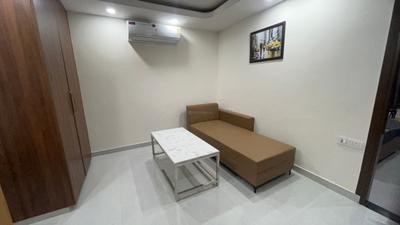 Living Room Image of 950 Sq.ft 1 BHK Builder Floor for rent in CGHS Urban Green, Sector 39 Gurgaon for Rs. 32000