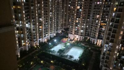 Image of 910 Sq.ft 2.5 BHK Apartment / Flat for rent in Prateek Grand City, Siddharth Vihar, Ghaziabad for Rs. 26000