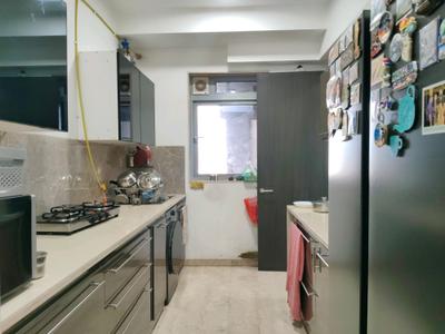 Kitchen Image of 935 Sq.ft 3 BHK Apartment / Flat for rent in Mulund West Mumbai for Rs. 88000