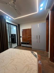 Bedroom Image of 680 Sq.ft 1 RK Apartment / Flat for rent in Okay Plus Venus, Karolan Ka Barh Jaipur for Rs. 19000