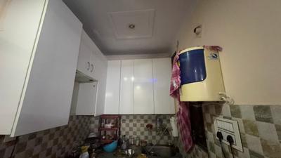 Kitchen Image of 700 Sq.ft 1 BHK Builder Floor for rent in Sector 57 Gurgaon for Rs. 18000
