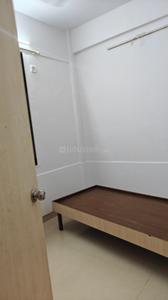 Bedroom Image of 700 Sq.ft 1.5 BHK Apartment / Flat for rent in Santacruz West Mumbai for Rs. 60000