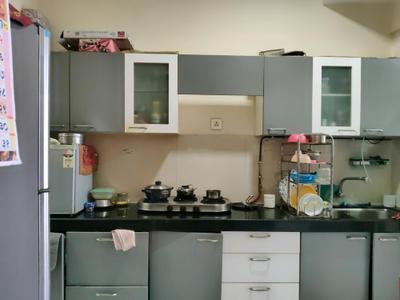 Kitchen Image of 1000 Sq.ft 2 BHK Apartment / Flat for sale in Lodha Luxuria, Thane West Thane for Rs. 20000000