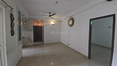 Living Room Image of 1340 Sq.ft 3 BHK Apartment / Flat for sale in Gulshan Ikebana, Sector 143 Noida for Rs. 16800000