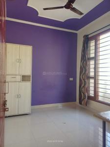 Bedroom Image of 1000 Sq.ft 2 BHK Builder Floor for rent in Kharar Mohali for Rs. 13500