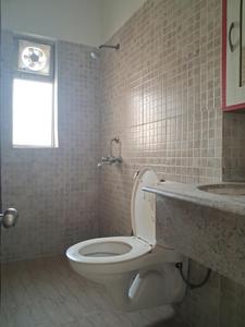 Common Bathroom Image of 925 Sq.ft 2 BHK Apartment / Flat for sale in Paras Tierea, Sector 137 Noida for Rs. 8000000