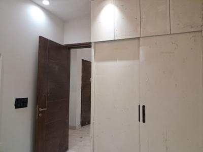 Bedroom Image of 1000 Sq.ft 3 BHK Builder Floor for sale in Paschim Vihar New Delhi for Rs. 18500000