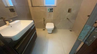 Image of 1012 Sq.ft 2 BHK Apartment / Flat for sale in Smartworld Orchard, Sector 61, Gurgaon for Rs. 17000000