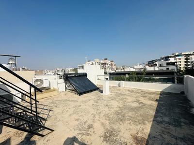 Balcony Image of 3000 Sq.ft 4 BHK Independent House for sale in Vrindavan Colony Indore for Rs. 27000000