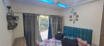Bedroom Image of 1250 Sq.ft 3 BHK Apartment / Flat for rent in Godrej The Trees, Vikhroli East Mumbai for Rs. 180000