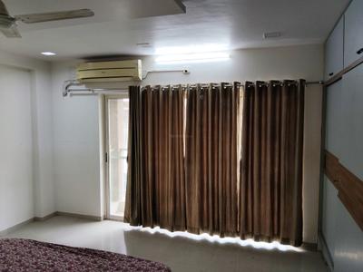 Bedroom Image of 4000 Sq.ft 4 BHK Independent House for rent in Sola Ahmedabad for Rs. 46000