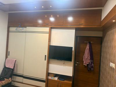 Bedroom Image of 1800 Sq.ft 3 BHK Apartment / Flat for sale in Shree Hari Abaj Mangalya, Paldi Ahmedabad for Rs. 16000000