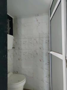 Common Bathroom Image of 580 Sq.ft 1 BHK Apartment / Flat for sale in Nalasopara West Nala Sopara for Rs. 3300000
