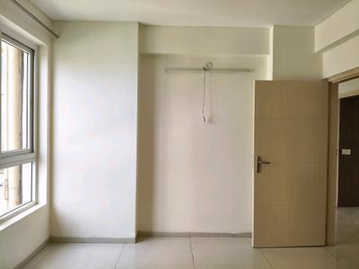 Bedroom Image of 1817 Sq.ft 3 BHK Apartment / Flat for rent in DLF The Primus, Sector 82A Gurgaon for Rs. 58000