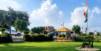 Image of 1000 Sq.ft Residential Plot / Land for sale in Sector 62, Noida for Rs. 3850000
