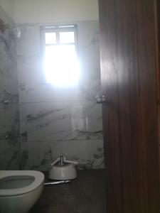 Common Bathroom Image of 950 Sq.ft 2 BHK Apartment / Flat for rent in Anand Nagar, Sinhagad Road Pune for Rs. 25000