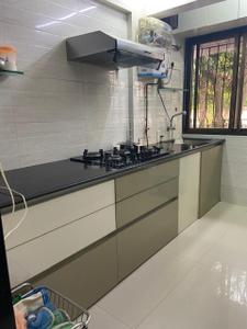 Kitchen Image of 1800 Sq.ft 3 BHK Apartment / Flat for rent in Poorna Apartments, Andheri West Mumbai for Rs. 150000