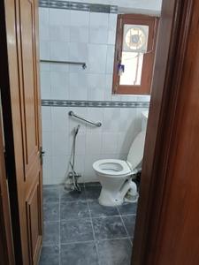Image of 1500 Sq.ft 3 BHK Apartment / Flat for rent in Alaknanda, New Delhi for Rs. 69000