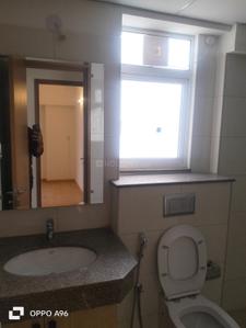 Bathroom Image of 1545 Sq.ft 3 BHK Apartment / Flat for sale in Godrej Woods, Sector 43 Noida for Rs. 33500000