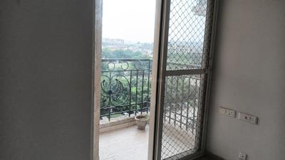 Balcony Image of 910 Sq.ft 2.5 BHK Apartment / Flat for sale in Prateek Grand City, Siddharth Vihar Ghaziabad for Rs. 10800000
