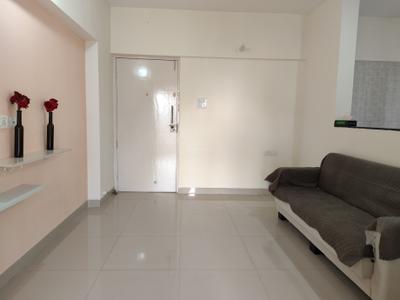 Living Room Image of 650 Sq.ft 1 BHK Apartment / Flat for rent in Godrej Horizon, Mohammed Wadi Pune for Rs. 18000