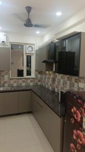 Kitchen Image of 850 Sq.ft 2 BHK Apartment / Flat for rent in Pyramid Fusion Homes, Sector 70A Gurgaon for Rs. 34500
