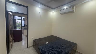 Living Room Image of 600 Sq.ft 1 BHK Builder Floor for rent in Patel Nagar New Delhi for Rs. 18400